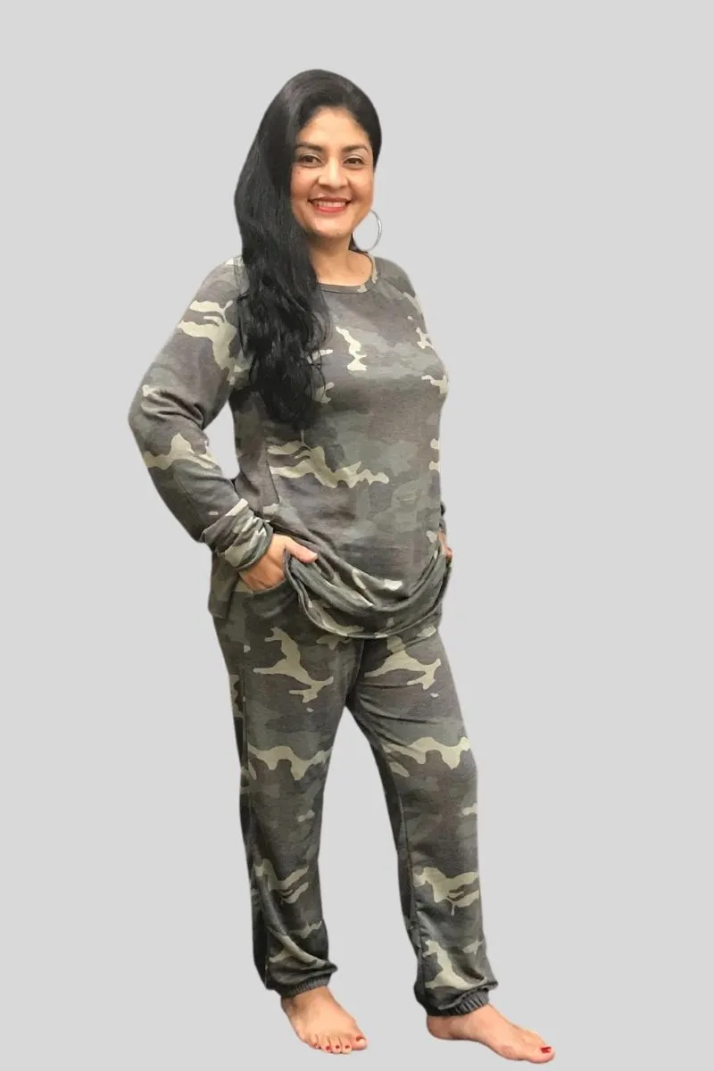 5790 2 Piece camo lounge set