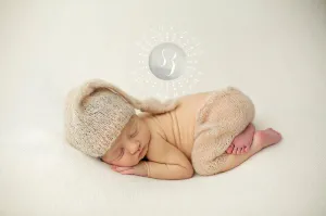 Beige Mohair Knot Hat and Shorts Set