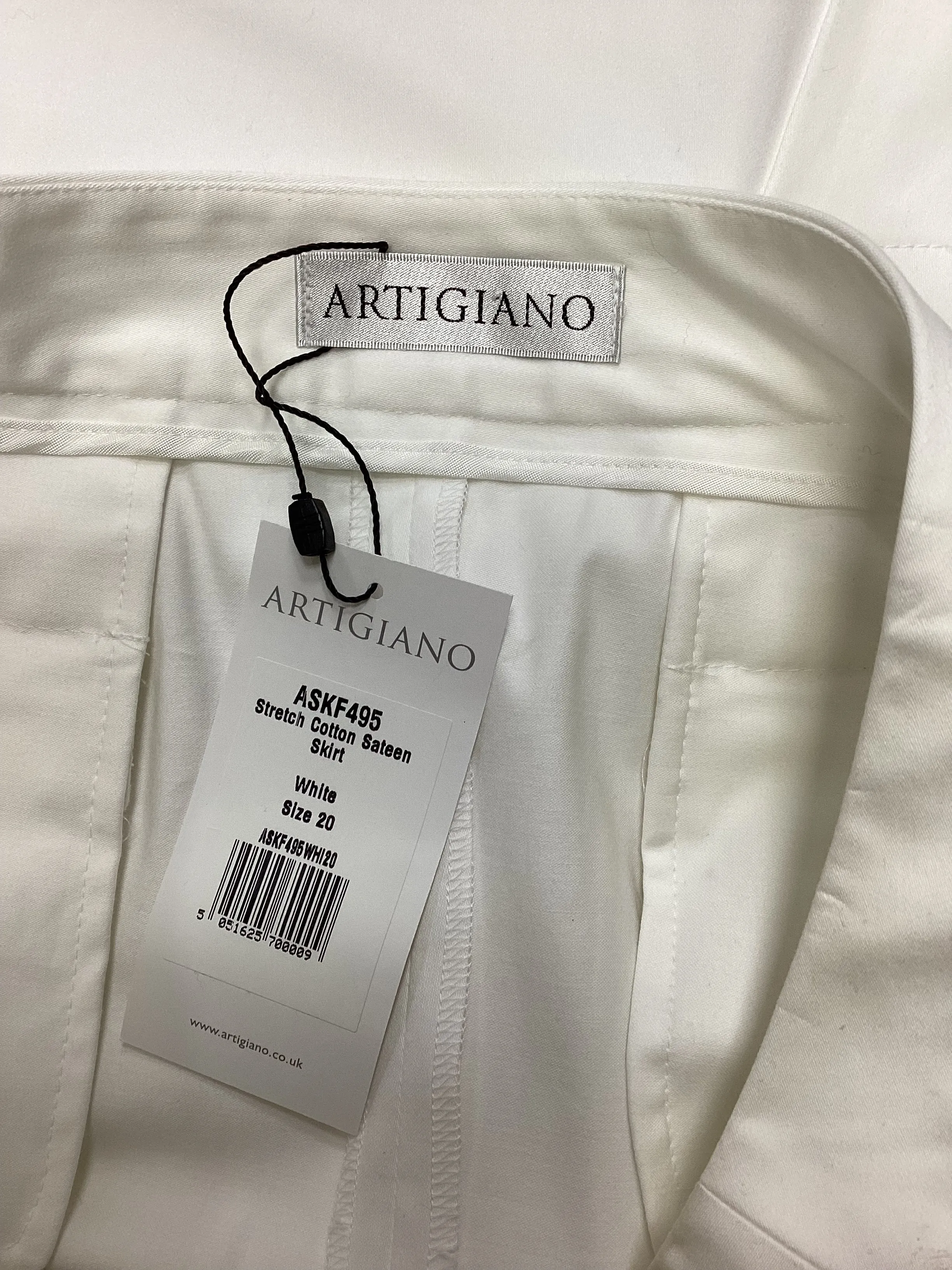 BNWT Artigiano White Pencil Skirt Size 20