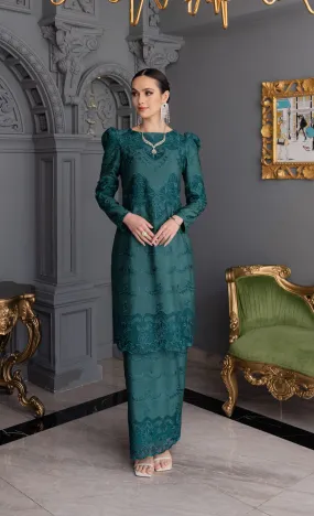 Debonair Kurung in Alpine Green