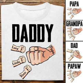 Father's Day - Dad With Kids Hand To Hand - Personalized Unisex T-shirt