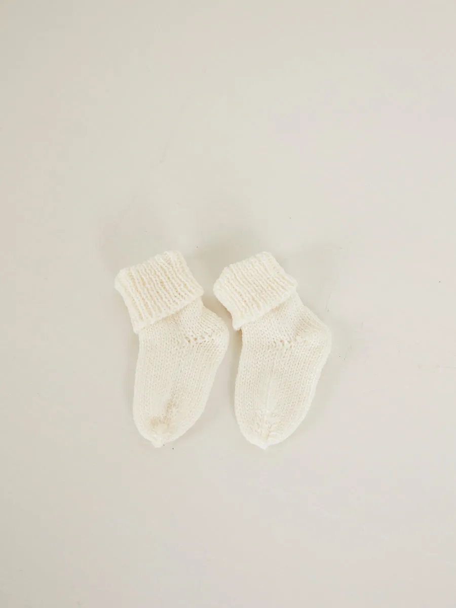 Hand Knitted Beanie, Vest & Socks Set | Cream 3-6 Months