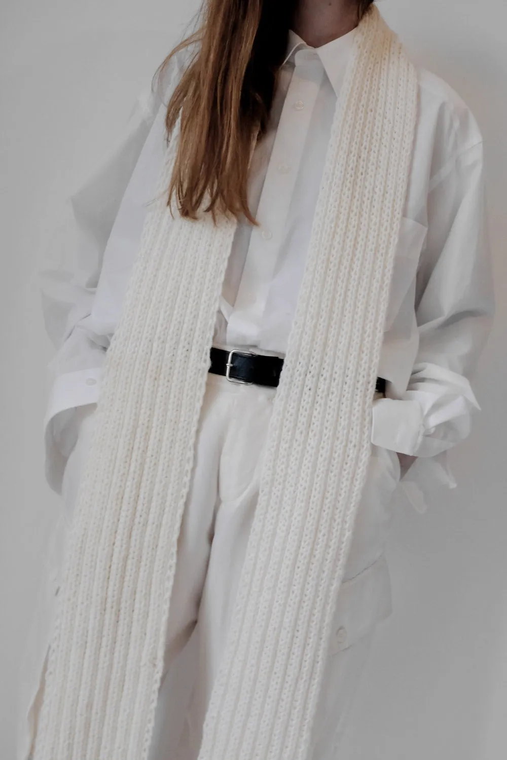 HANDMADE OFF WHITE CHUNKY KNIT SCARF