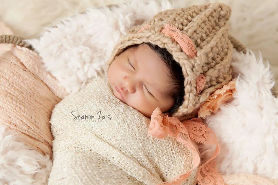 Lacey Flower Bonnet Hat in Beige and Peach