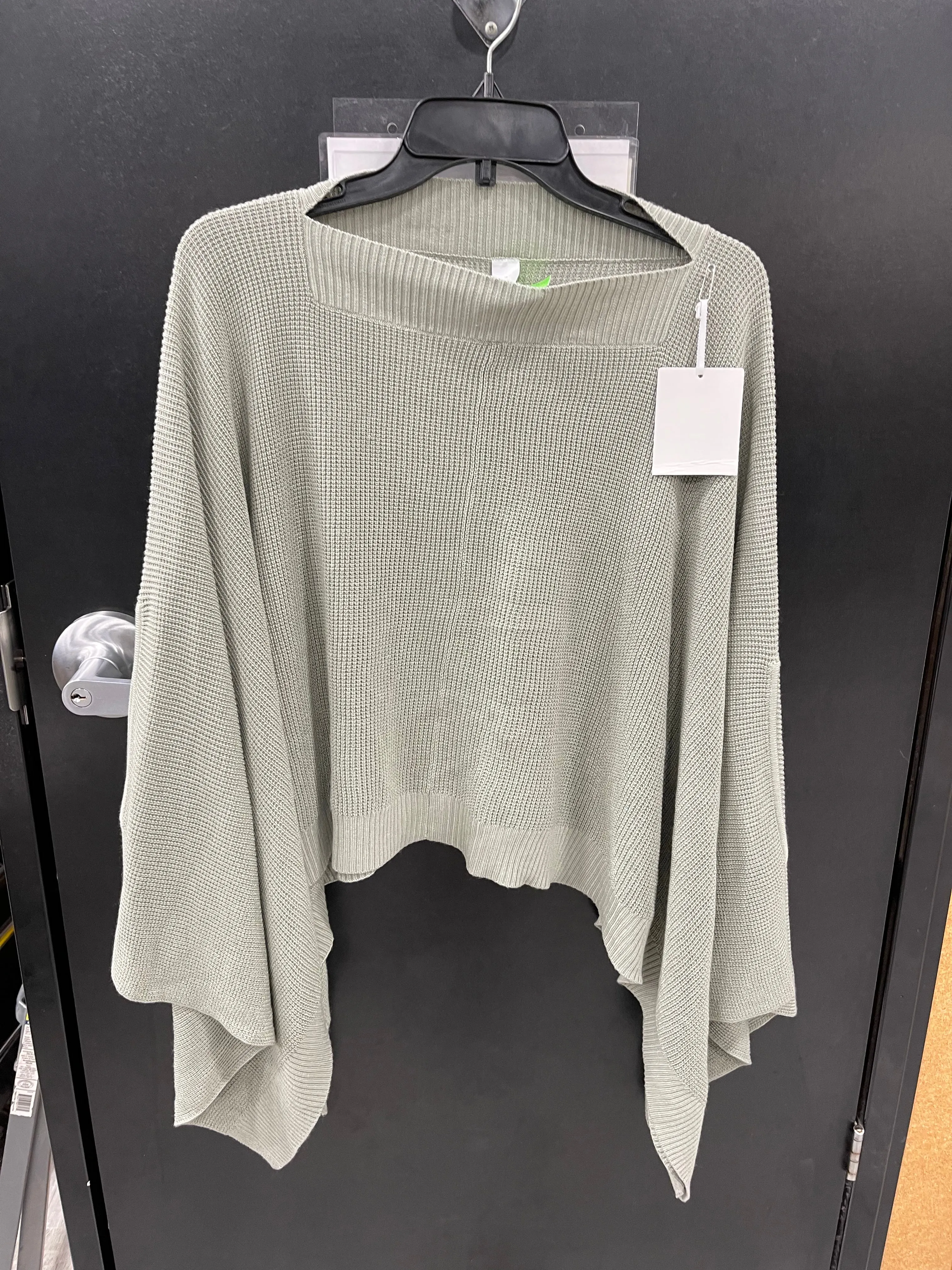 Lulu Lemon Athletic Poncho NWT Size OS 9904