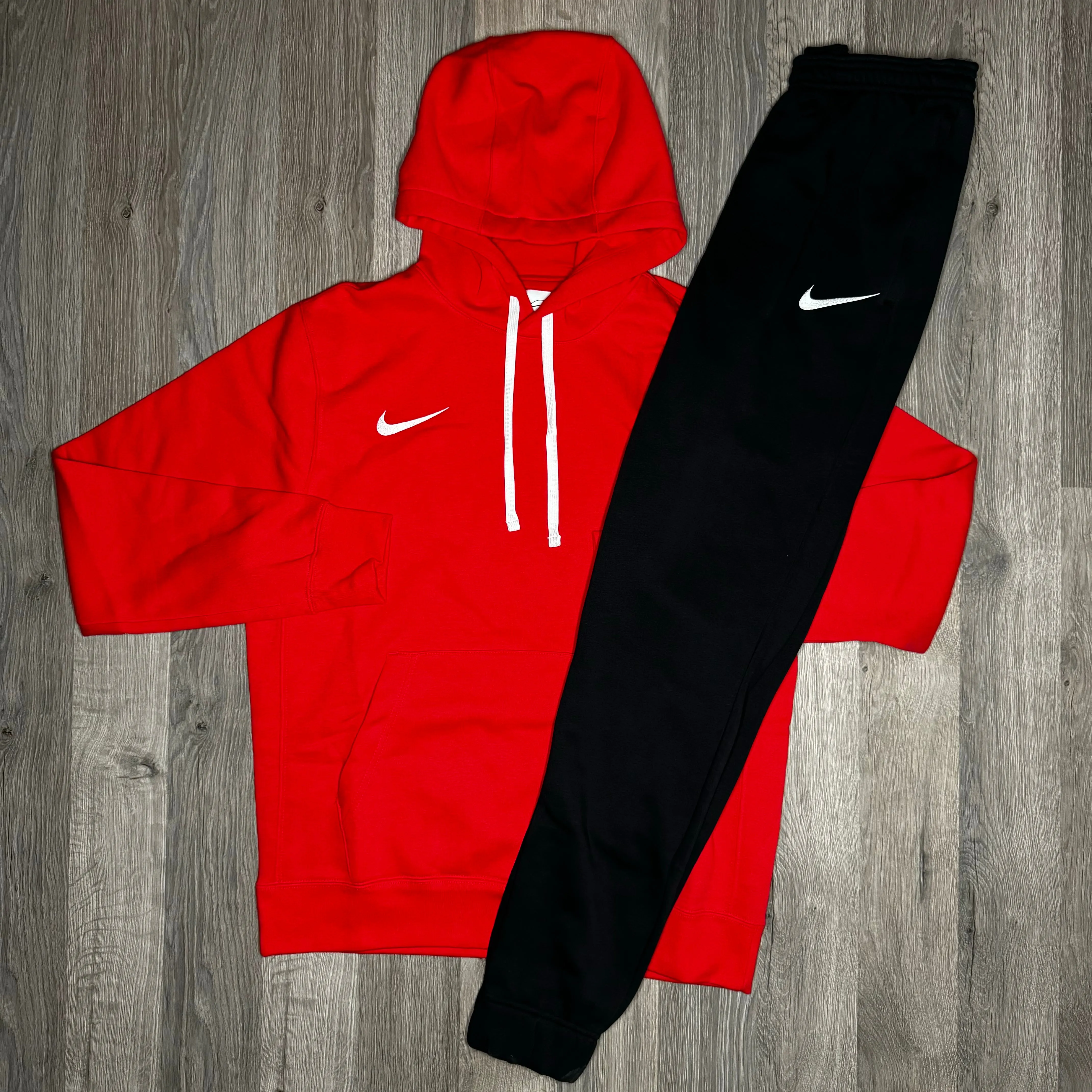 Nike Park Hoodie & Joggers Set - Red / Black