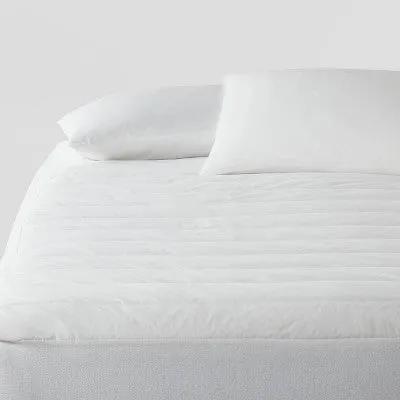 Open Box - Queen Performance Mattress Pad - Threshold