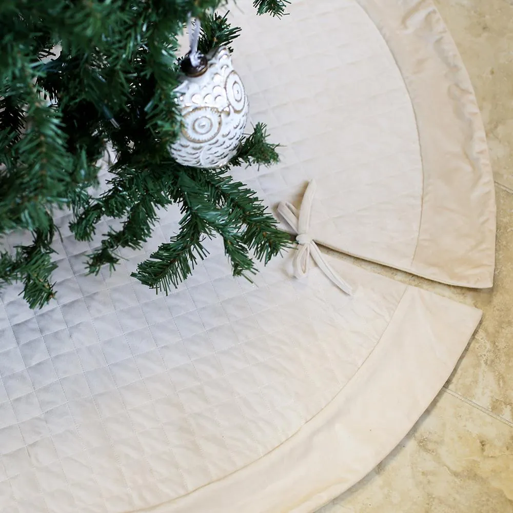 Quilted Tree Skirt in Cream