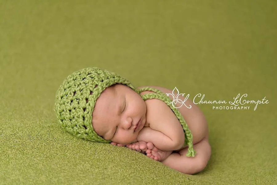 Simply Cotton Baby Bonnet in Pistachio