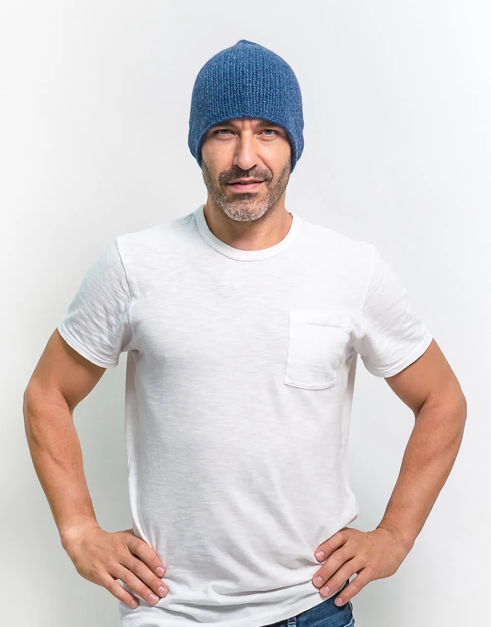 The Short Tube Cashmere Beanie in Cascade