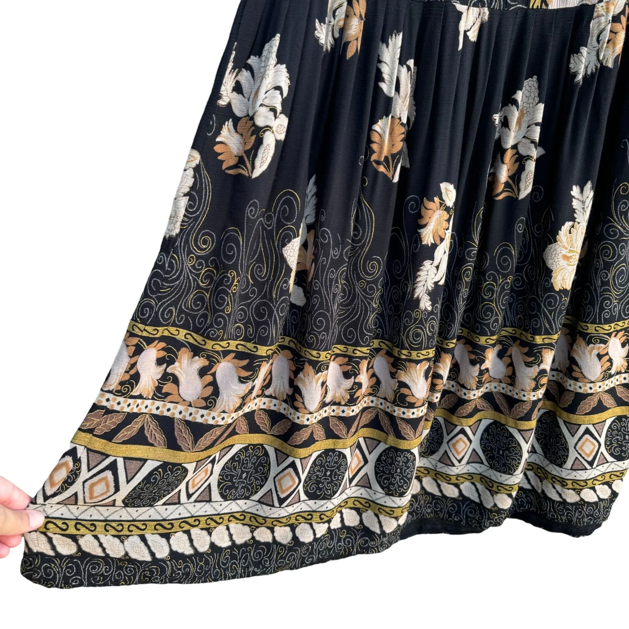 Vintage Women's Black Floral Print Boho Drop Waist Pleated Full Midi Skirt -M