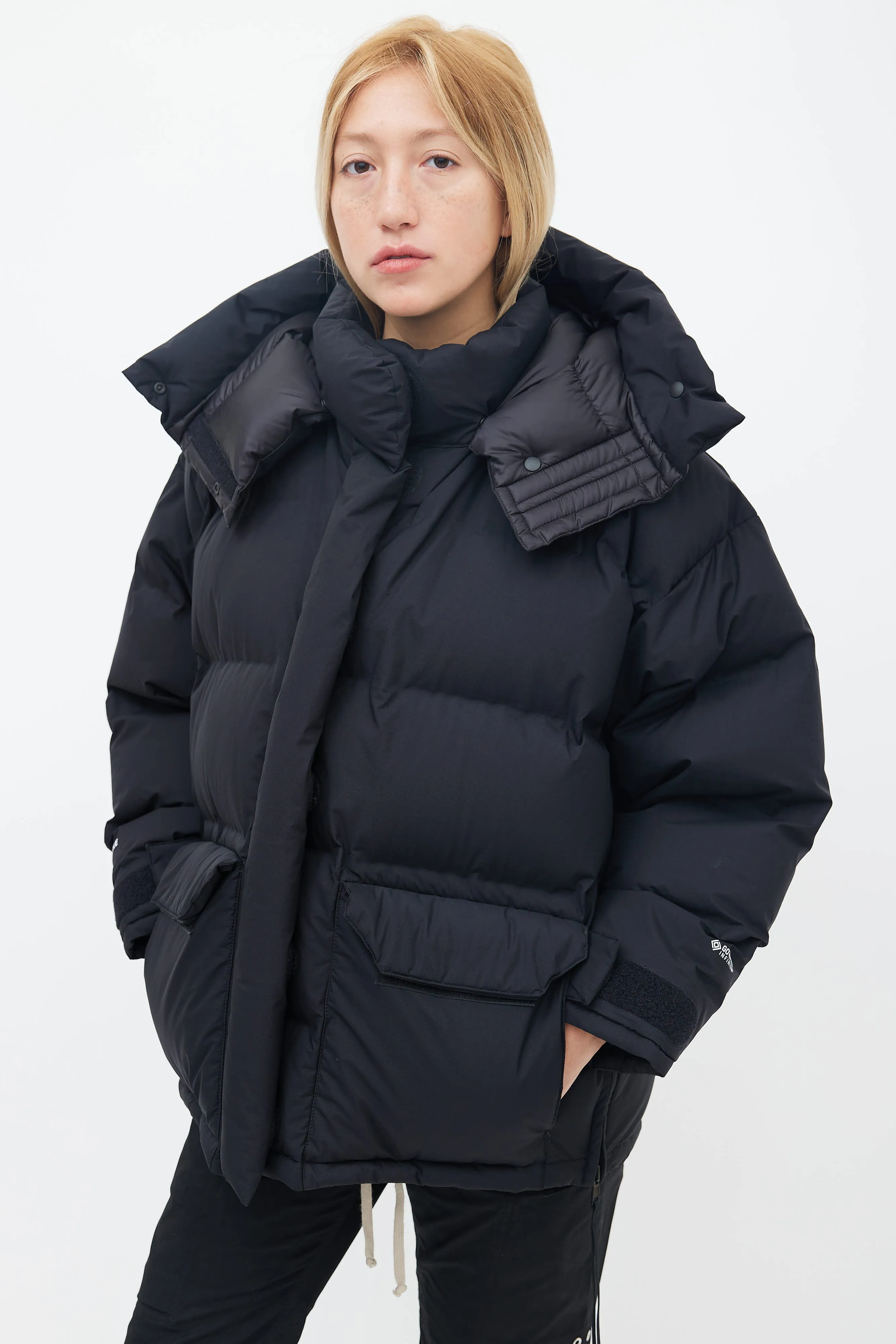 x HYKE FW 2019 Black Hooded Puffer Jacket