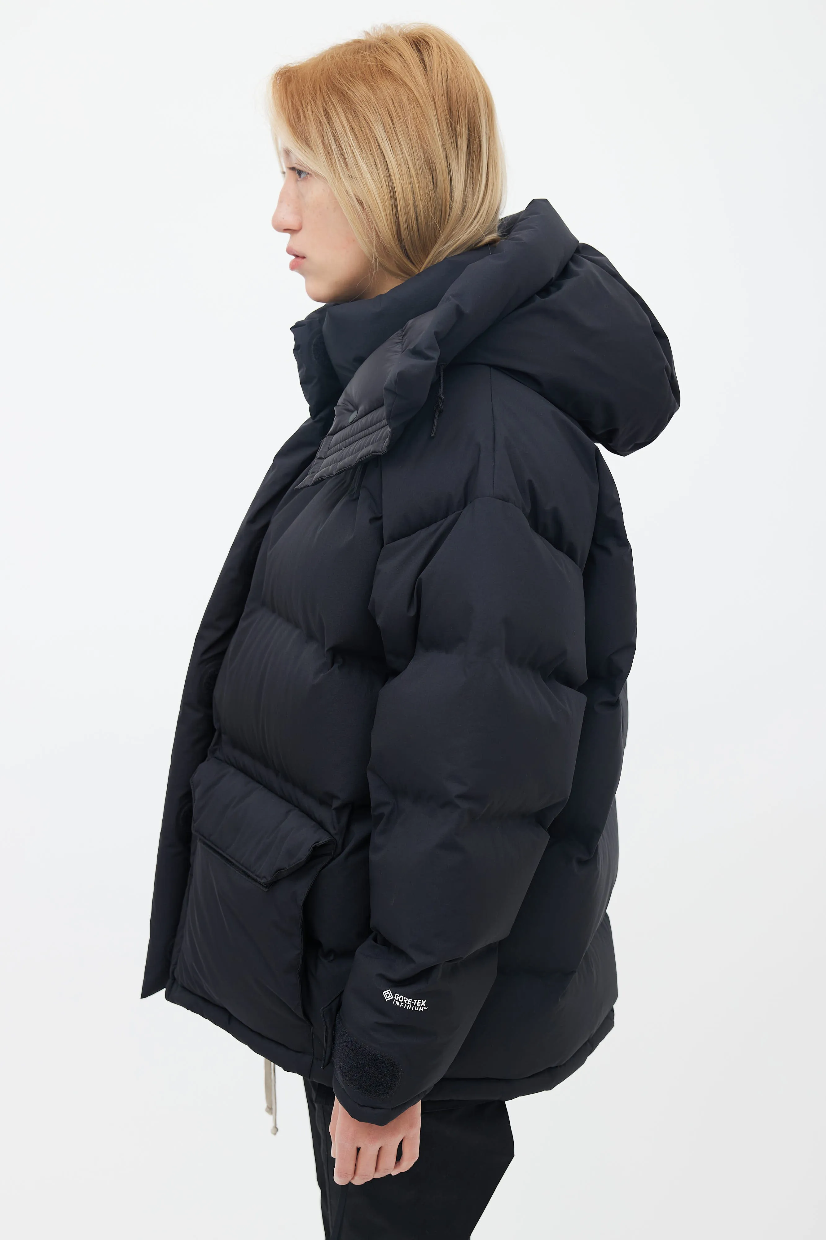 x HYKE FW 2019 Black Hooded Puffer Jacket